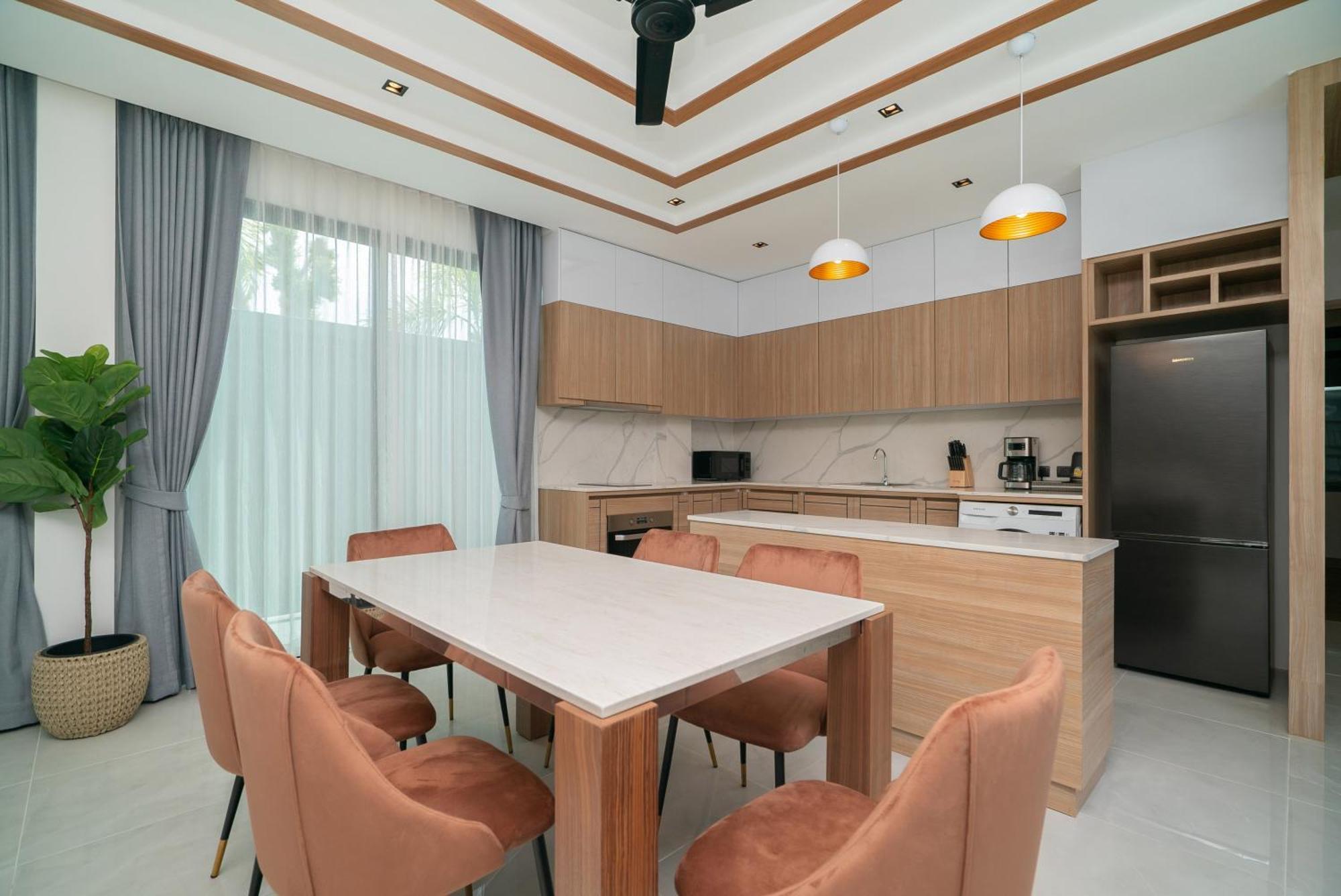 Rawayana Central Park Villas Rawai Oda fotoğraf