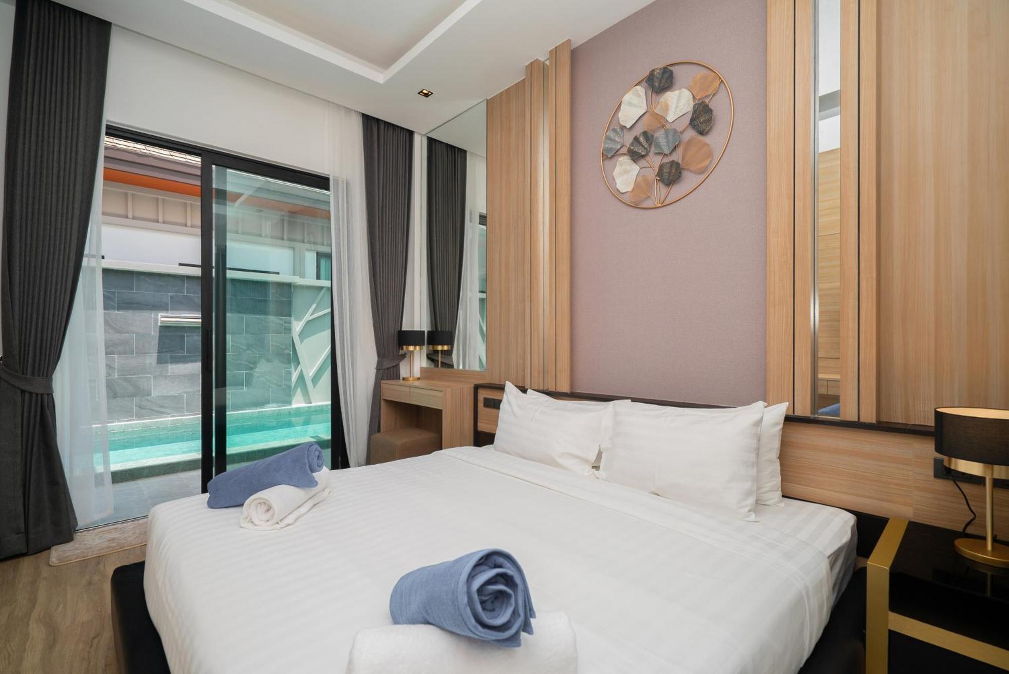 Rawayana Central Park Villas Rawai Oda fotoğraf