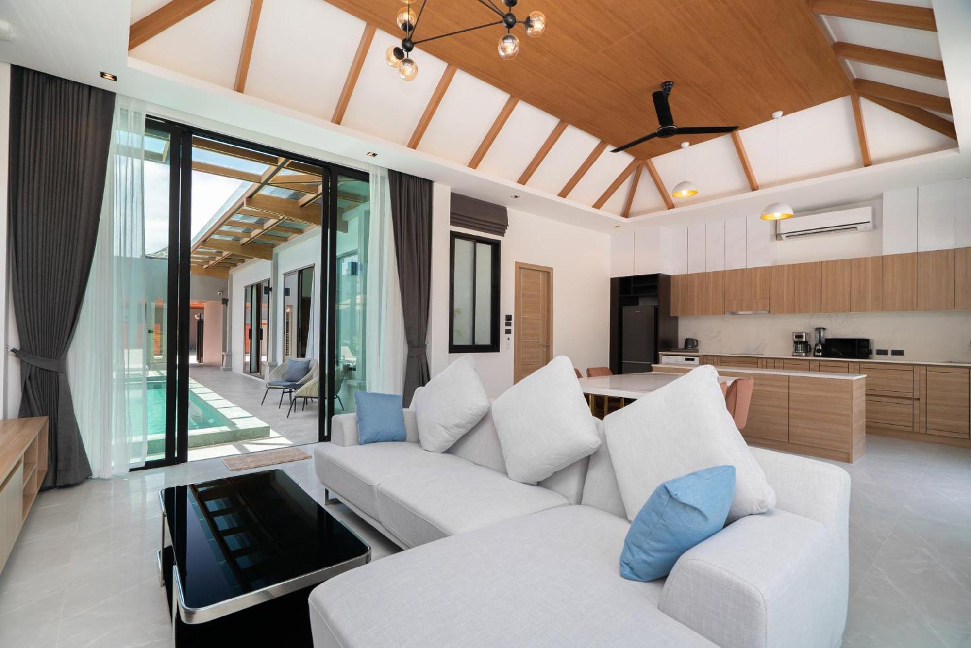 Rawayana Central Park Villas Rawai Oda fotoğraf