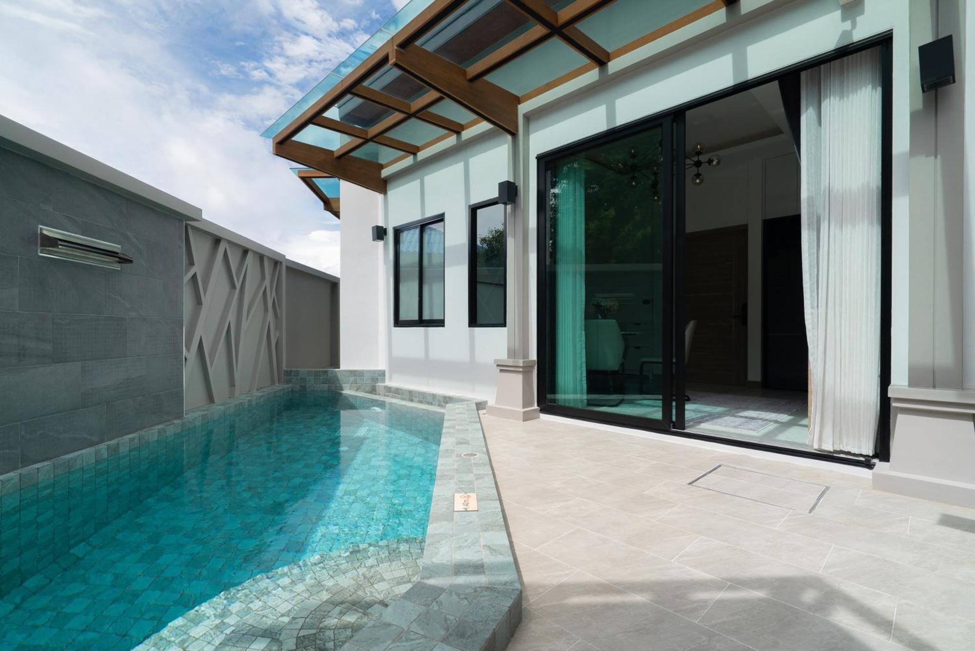 Rawayana Central Park Villas Rawai Oda fotoğraf